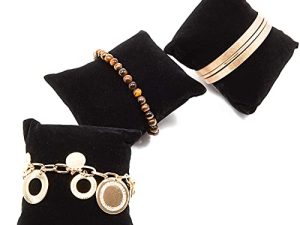 Juvale Bracelet Pillow Display 12 Pack Velvet Jewelry Display Pillow 3 × 3 بوصات - أسود