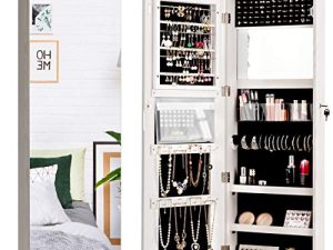 Giantex Jewelry Armoire مثبت على الحائط ، خزانة مجوهرات قابلة للقفل مع شاشة عرض كاملة عرض مرآة أكبر حجمًا 16 بوصة ، صندوق منظم مجوهرات تخزين كبير مع مرآة بطول كامل (أبيض)